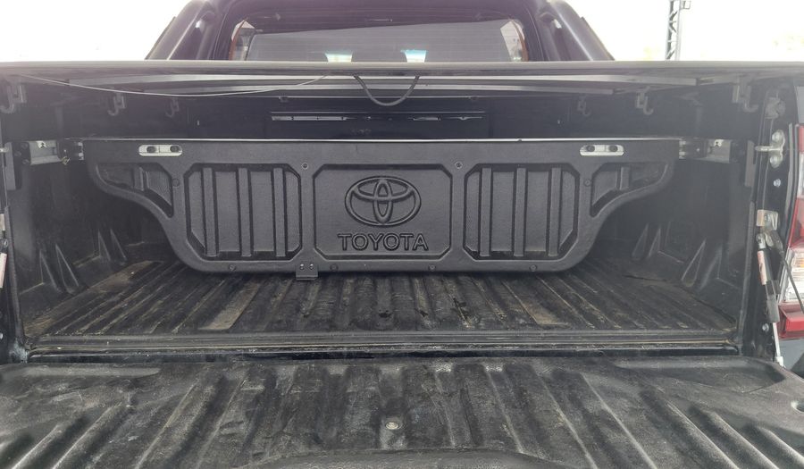 Toyota Hilux 2.8 TDI CONQUEST AUTO 4WD C/D Pickup 2023