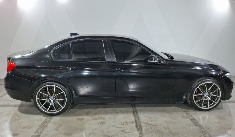 Bmw Serie 3 2.0 320IA Sedan 2015