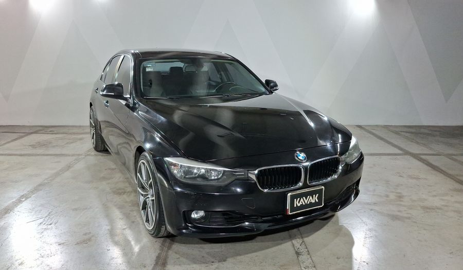 Bmw Serie 3 2.0 320IA Sedan 2015