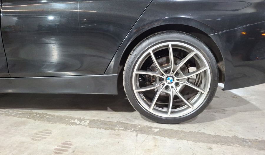 Bmw Serie 3 2.0 320IA Sedan 2015