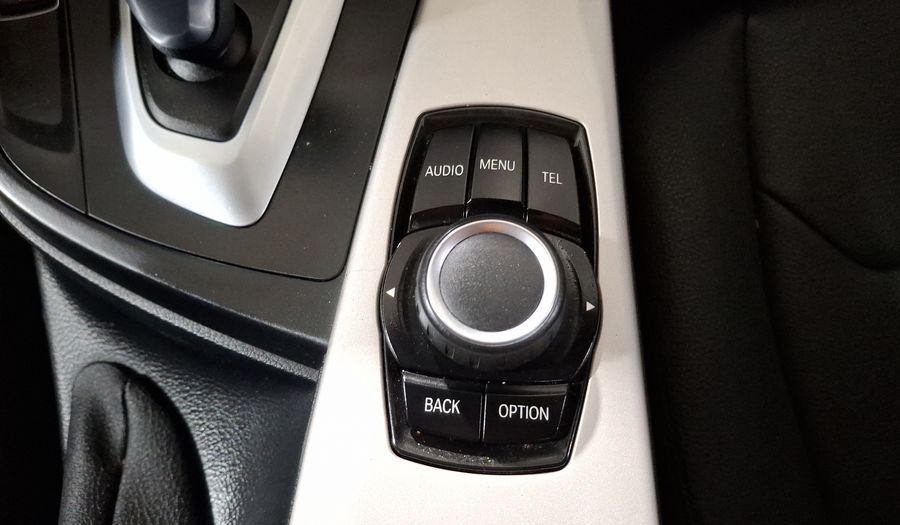 Bmw Serie 3 2.0 320IA Sedan 2015