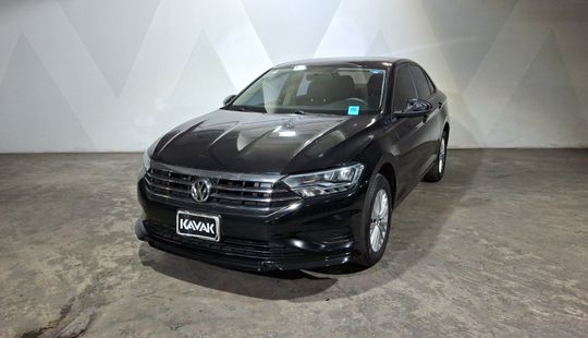 Volkswagen • Jetta