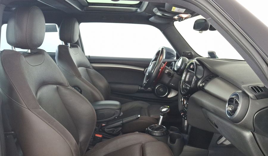 Mini Cooper S 2.0 COOPER HOT CHILI Hatchback 2017