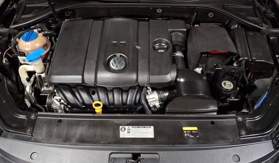 Volkswagen Passat 2.5 SPORTLINE Sedan 2017