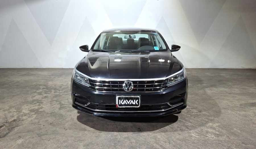Volkswagen Passat 2.5 SPORTLINE Sedan 2017