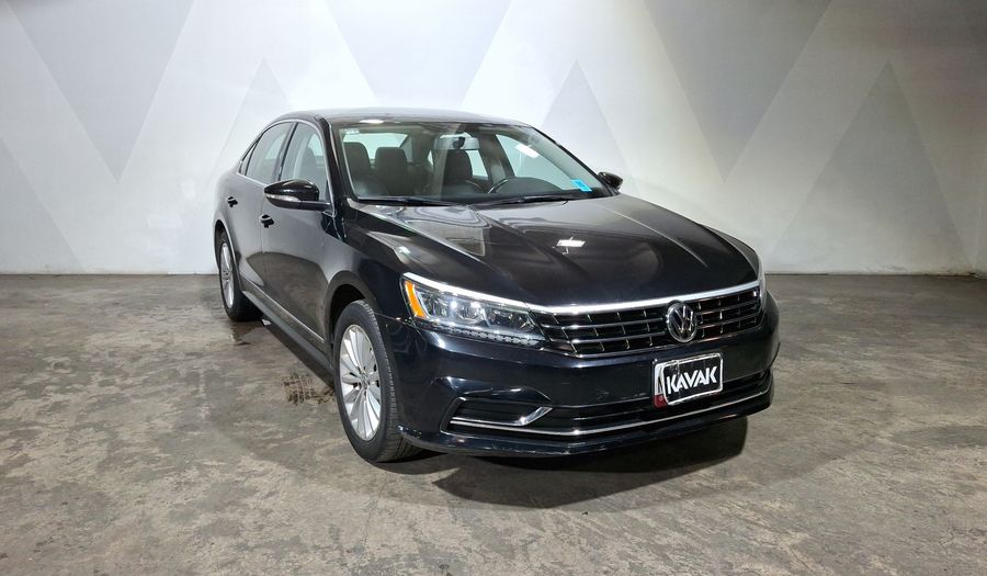 Volkswagen Passat 2.5 SPORTLINE Sedan 2017