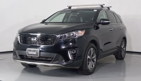 Kia • Sorento