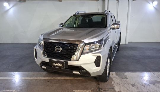 Nissan • Frontier