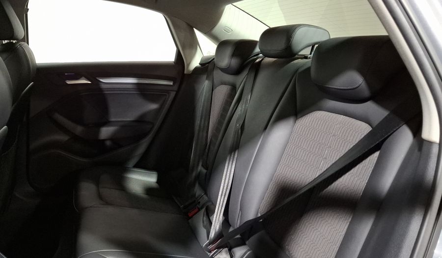 Audi A3 1.8 TFSI ATTRACTION S TRONIC Sedan 2016