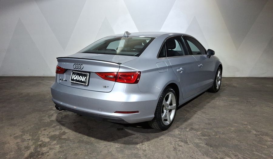 Audi A3 1.8 TFSI ATTRACTION S TRONIC Sedan 2016
