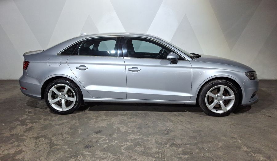 Audi A3 1.8 TFSI ATTRACTION S TRONIC Sedan 2016