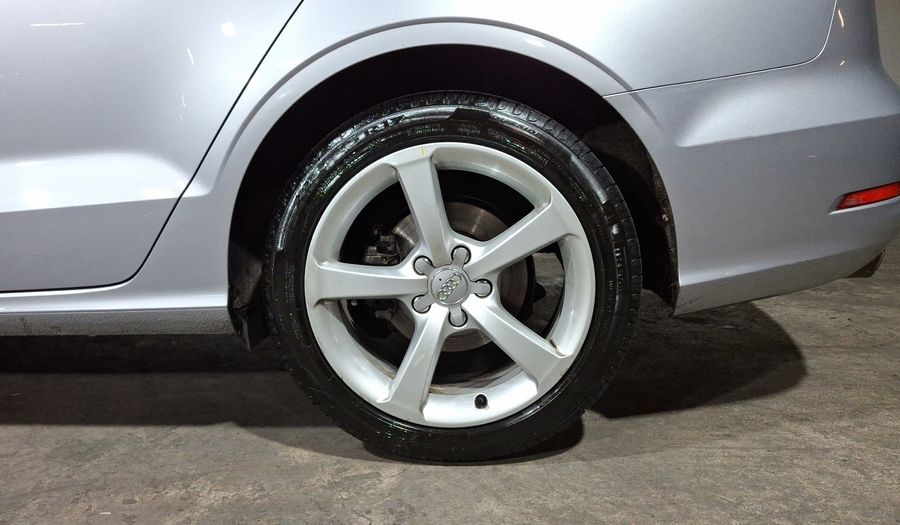Audi A3 1.8 TFSI ATTRACTION S TRONIC Sedan 2016