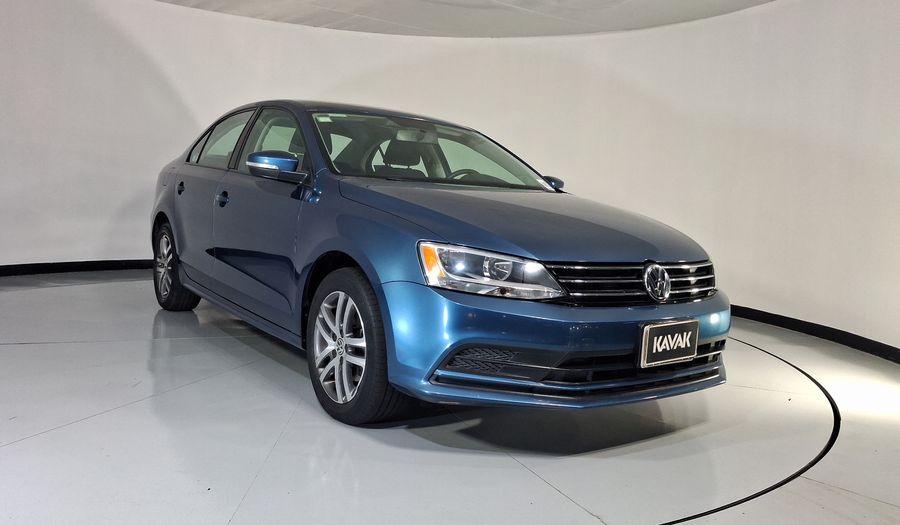 Volkswagen Jetta 2.5 TRENDLINE MT Sedan 2016