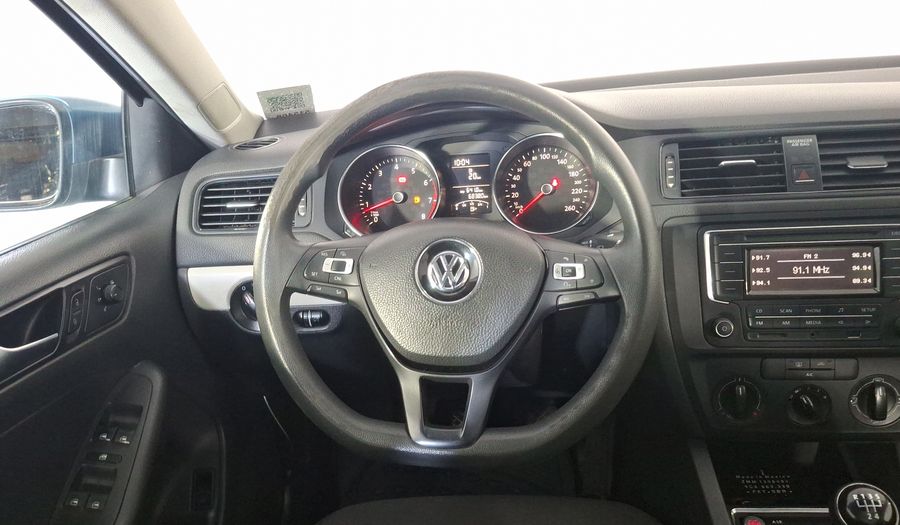 Volkswagen Jetta 2.5 TRENDLINE MT Sedan 2016