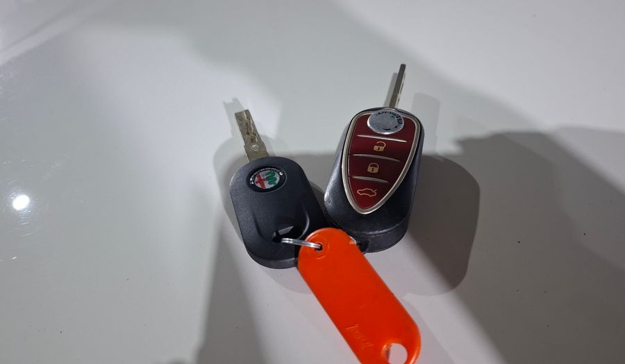Alfa Romeo Mito 1.4 T PROGRESSION MT Hatchback 2017