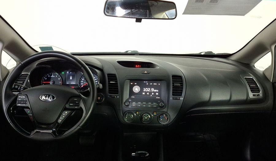 Kia Forte 2.0 EX AUTO Sedan 2018