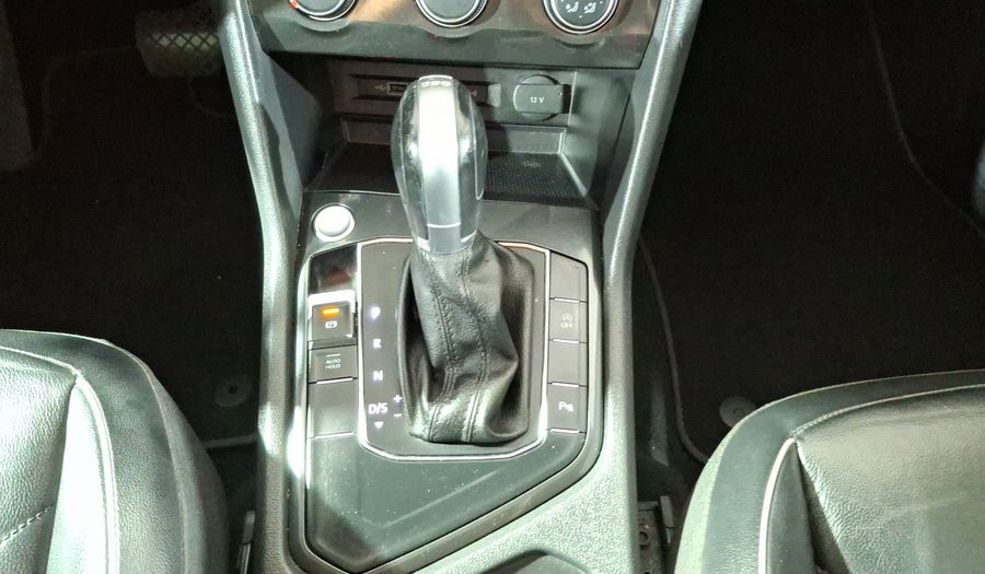Volkswagen Tiguan 1.4 COMFORTLINE PIEL DCT Suv 2018