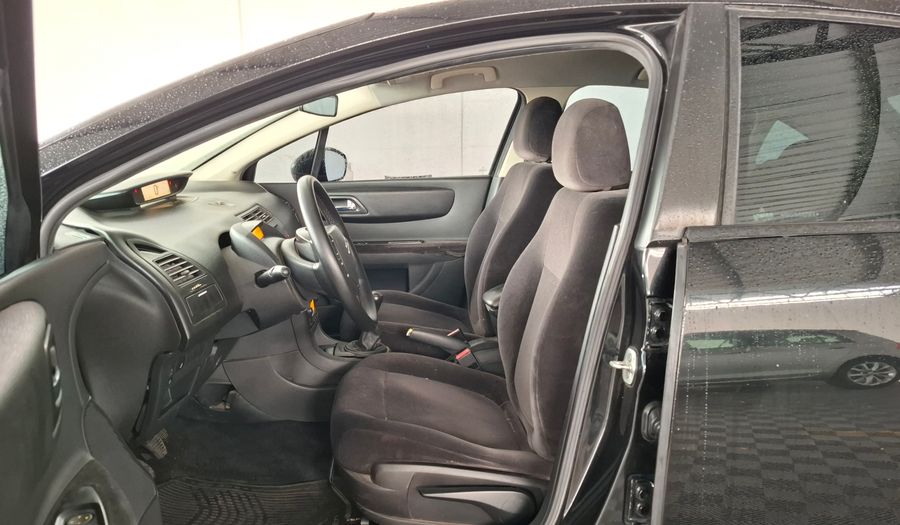 Citroen C4 2.0I 16V SX Hatchback 2011