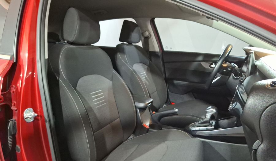 Kia Forte 2.0 EX IVT Hatchback 2020