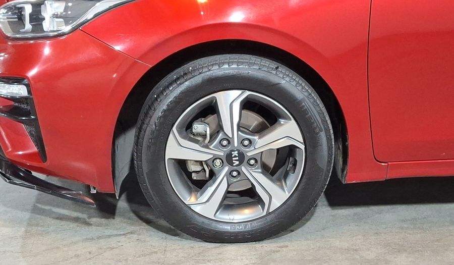 Kia Forte 2.0 EX IVT Hatchback 2020