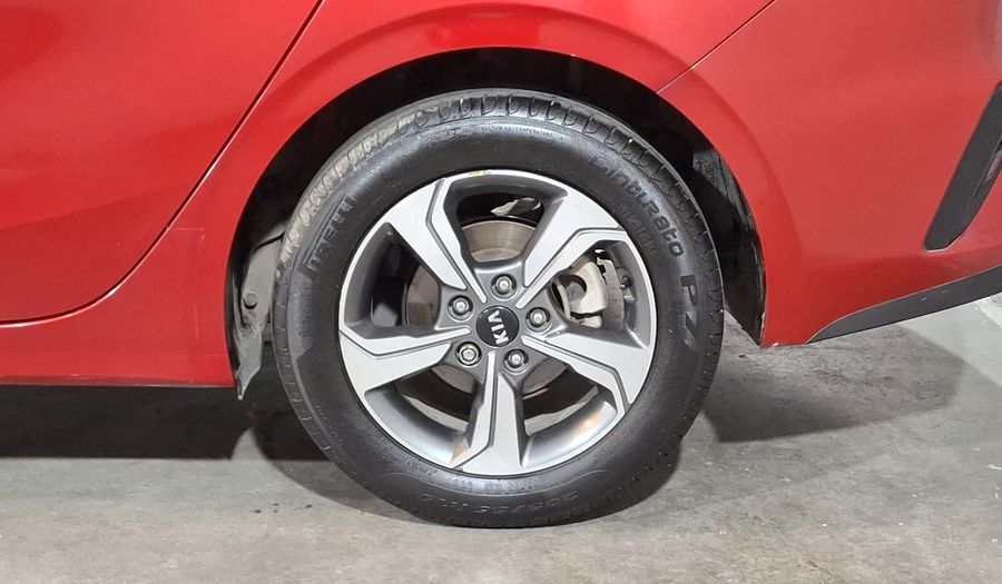 Kia Forte 2.0 EX IVT Hatchback 2020