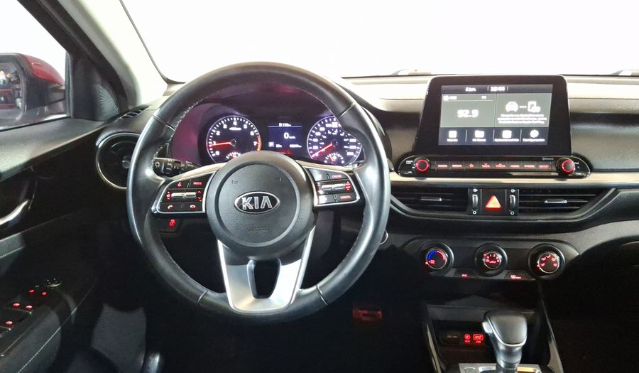 Kia Forte 2.0 EX IVT Hatchback 2020