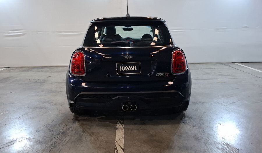 Mini Cooper S 2.0 COOPER CLASSIC DCT Hatchback 2023