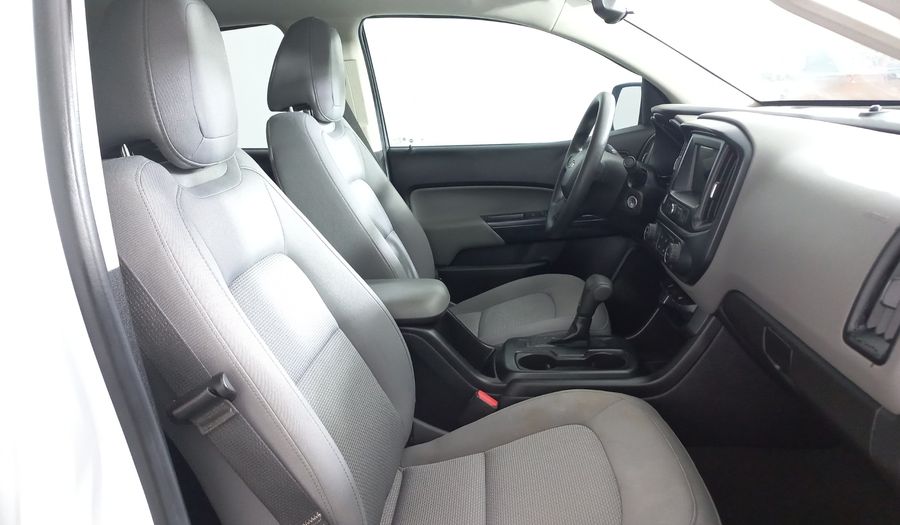 Chevrolet Colorado 2.5 DOBLE CABINA WT A 4X2 AUTO Pickup 2019