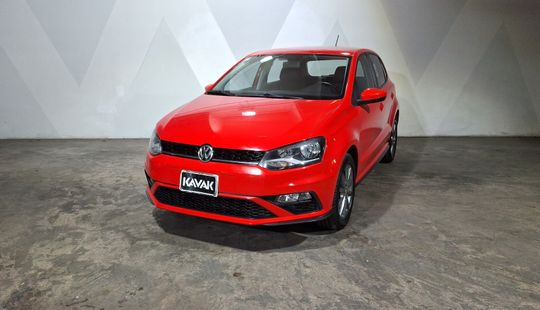Volkswagen • Polo