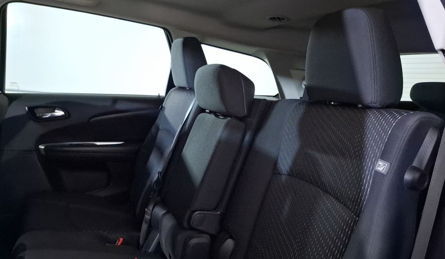Dodge Journey 2.4 SE 7 PASAJEROS Suv 2018