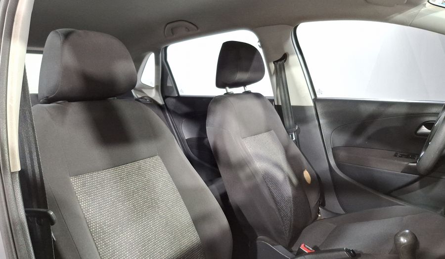 Volkswagen Polo 1.6 STARTLINE Hatchback 2021