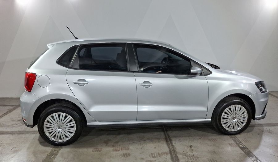 Volkswagen Polo 1.6 STARTLINE Hatchback 2021