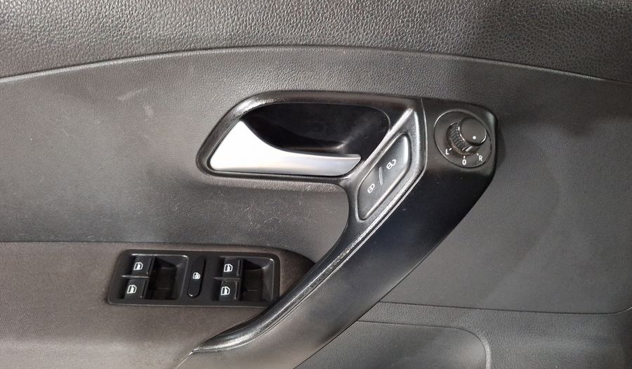 Volkswagen Polo 1.6 STARTLINE Hatchback 2021