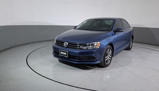 Volkswagen • Jetta
