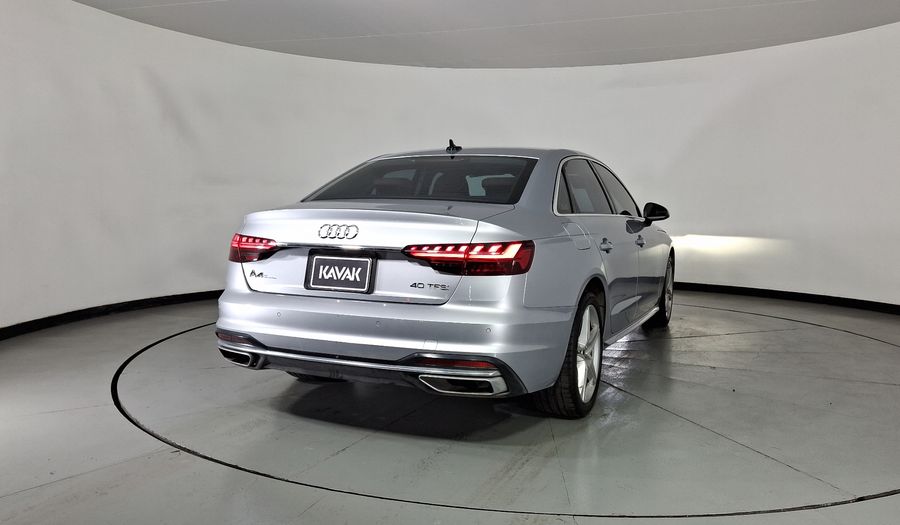 Audi A4 2.0 MHEV 40 TFSI SELECT DCT Sedan 2022