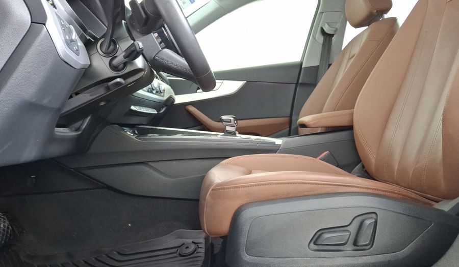 Audi A4 2.0 MHEV 40 TFSI SELECT DCT Sedan 2022