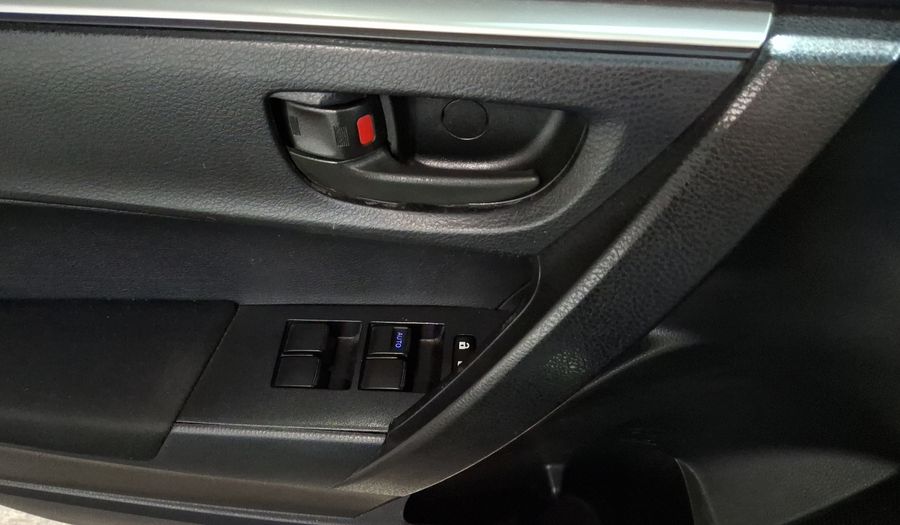 Toyota Corolla 1.8 BASE CVT Sedan 2015