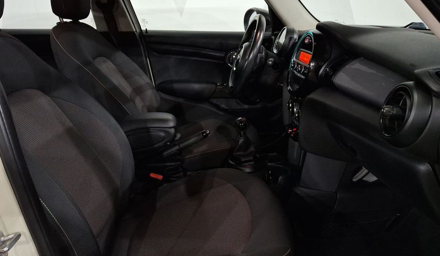 Mini Cooper 1.5 COOPER SALT Hatchback 2017