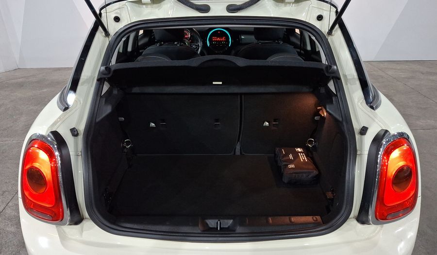 Mini Cooper 1.5 COOPER SALT Hatchback 2017