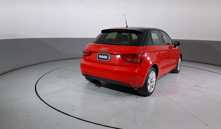 Audi A1 1.4 TFSI EGO MT Hatchback 2014