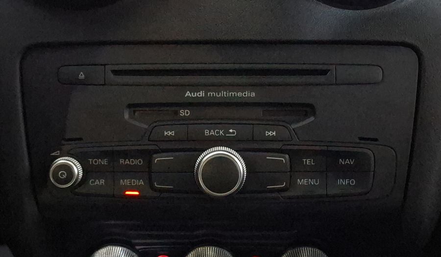 Audi A1 1.4 TFSI EGO MT Hatchback 2014