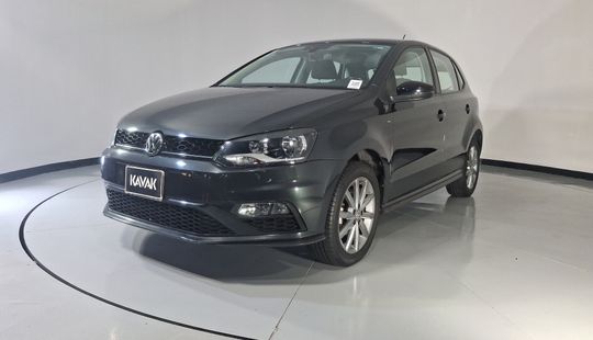 Volkswagen • Polo