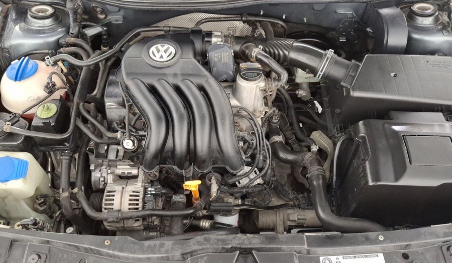 Volkswagen Jetta Clasico 2.0 CL TEAM MT Sedan 2012