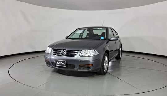 Volkswagen • Jetta Clasico