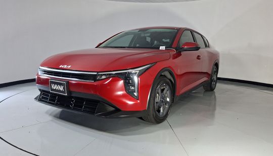 Kia • K4