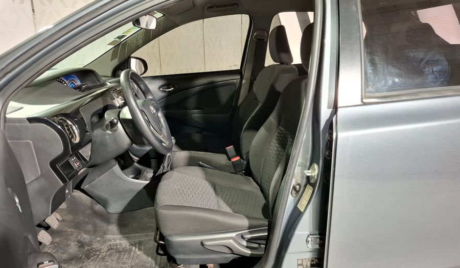 Toyota Etios 1.5 XS Sedan 2015