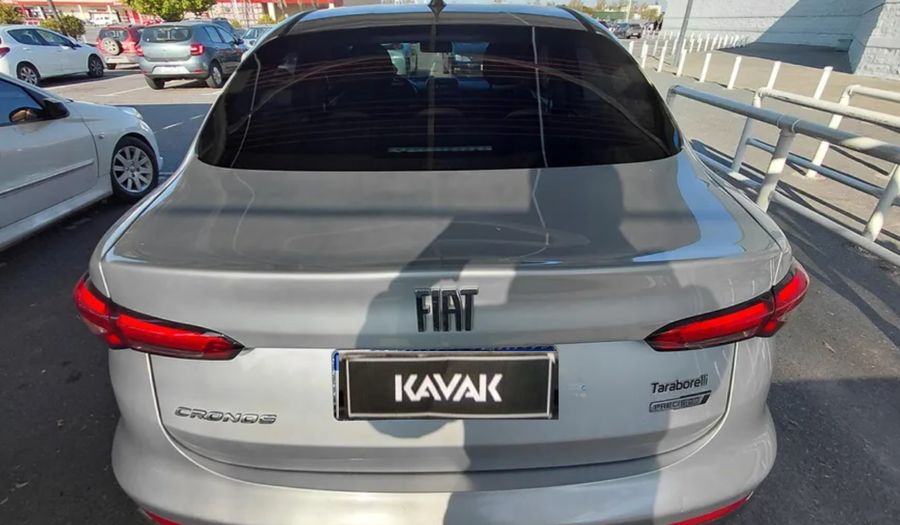 Fiat Cronos 1.8 PRECISION Sedan 2022