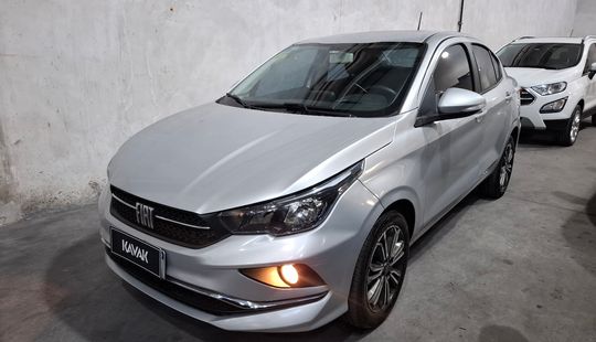 Fiat • Cronos