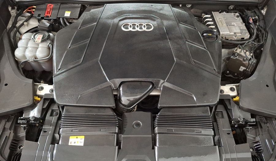 Audi Q8 3.0 MHEV 55 TFSI S LINE AUTO 4WD Suv 2021