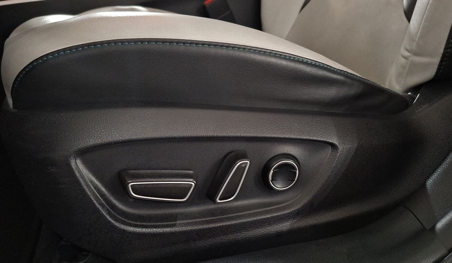 Toyota Prius 1.8 HYBRID PREMIUM SR Hatchback 2017